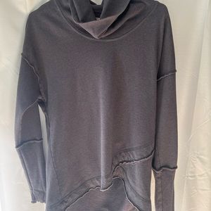 Good condition. 80%organic cotton. 20%polyester From Evereve